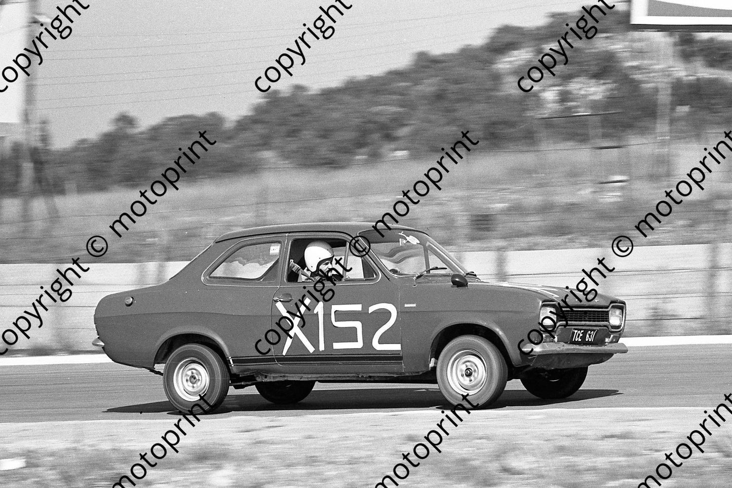 1974 Kya Gp 1 X152 M White Escort (permission Malcolm Sampson Motorsport Photography)  (28)