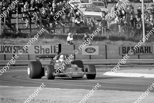 1974 Kya SS 2 E Keizan Lotus 72 (permission Malcolm Sampson Motorsport Photography)(1)