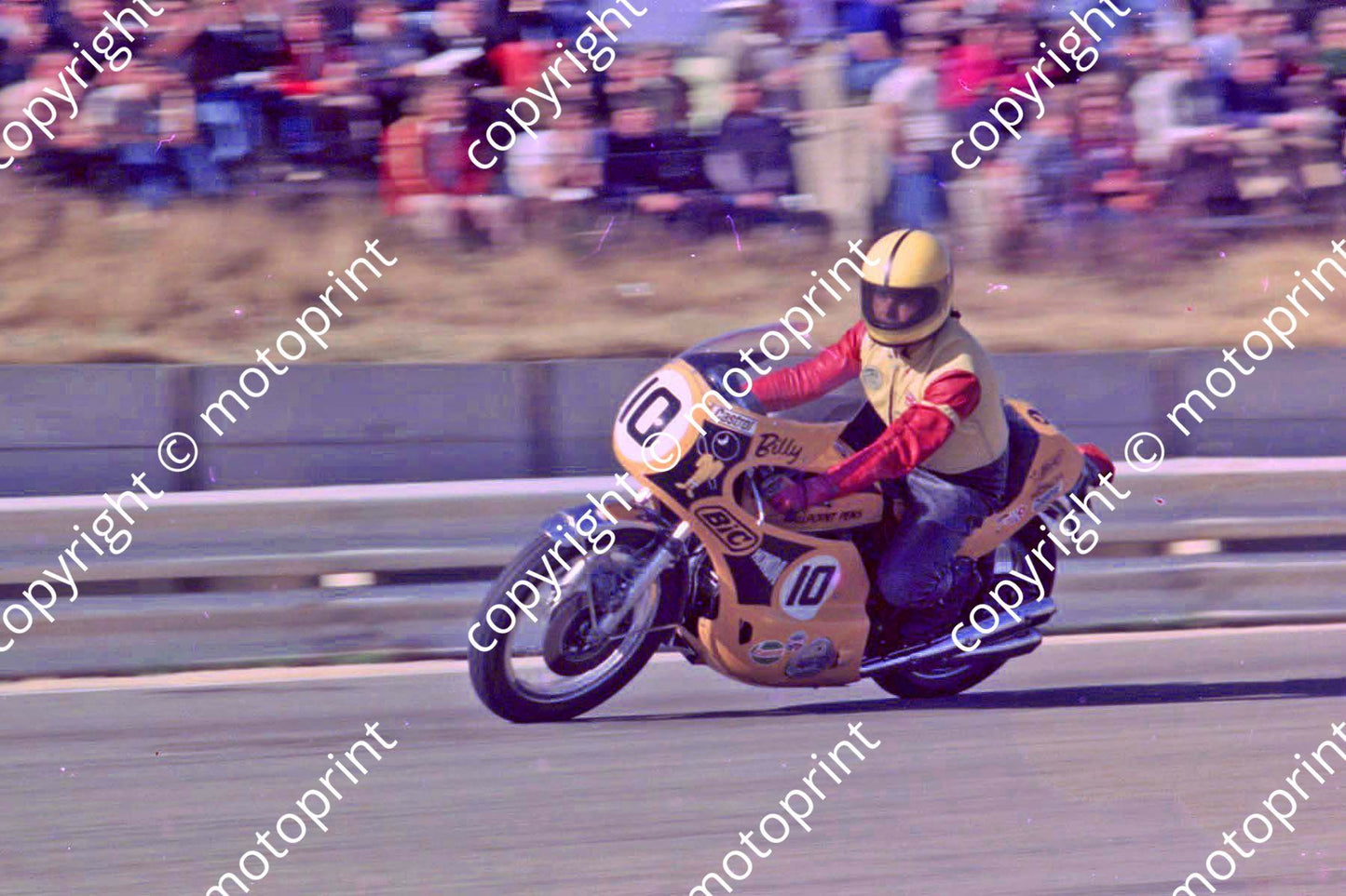 1974 MC Kya 10 Billy Shearer Honda 750 (permission Malcolm Sampson Motorsport Photography) 745