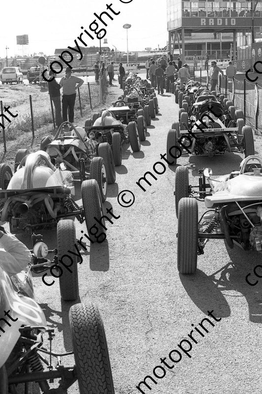 1974 Republic Trophy FV pre-race (courtesy Roger Swan) 152