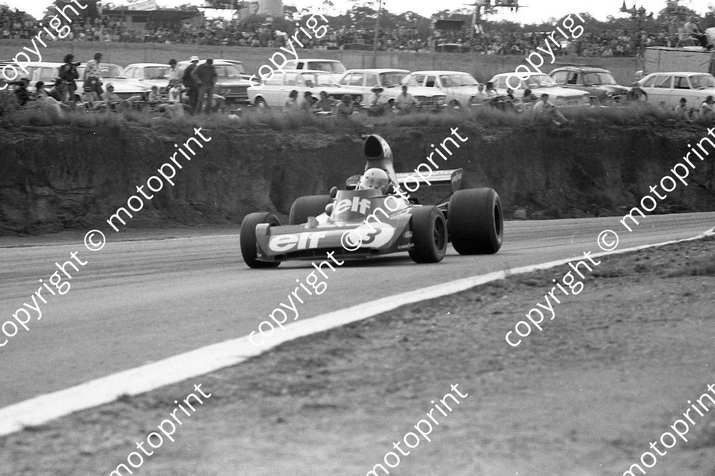 1974 SA GP 3 Jody Scheckter Tyrrell (Courtesy Roger Swan) 3193