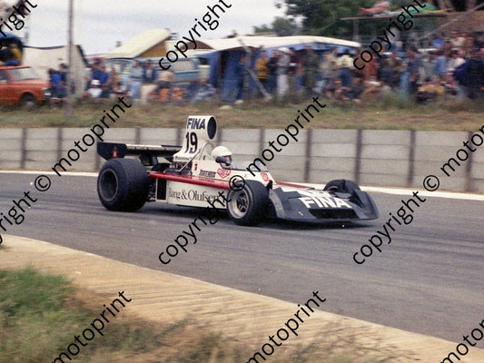 1974 SA GP SS 19 J Mass Surtees TS16-04  (permission Malcolm Sampson Motorsport Photography)(2)