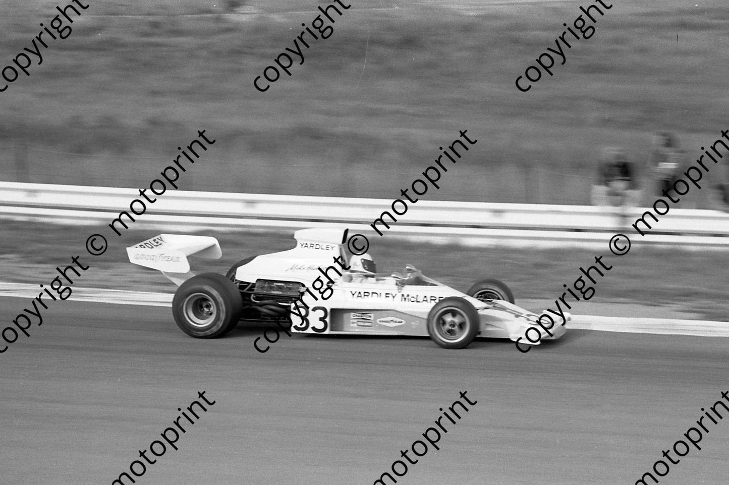 1974 SA GP SS 33 Hailwood McLaren M23-1 (permission Malcolm Sampson Motorsport Photography)  (578)