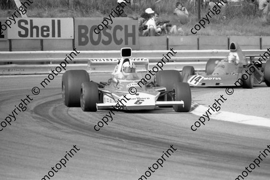 1974 SA GP SS 6 Hulme M23 14 Beltoise BRM P201 (permission Malcolm Sampson Motorsport Photography) 782