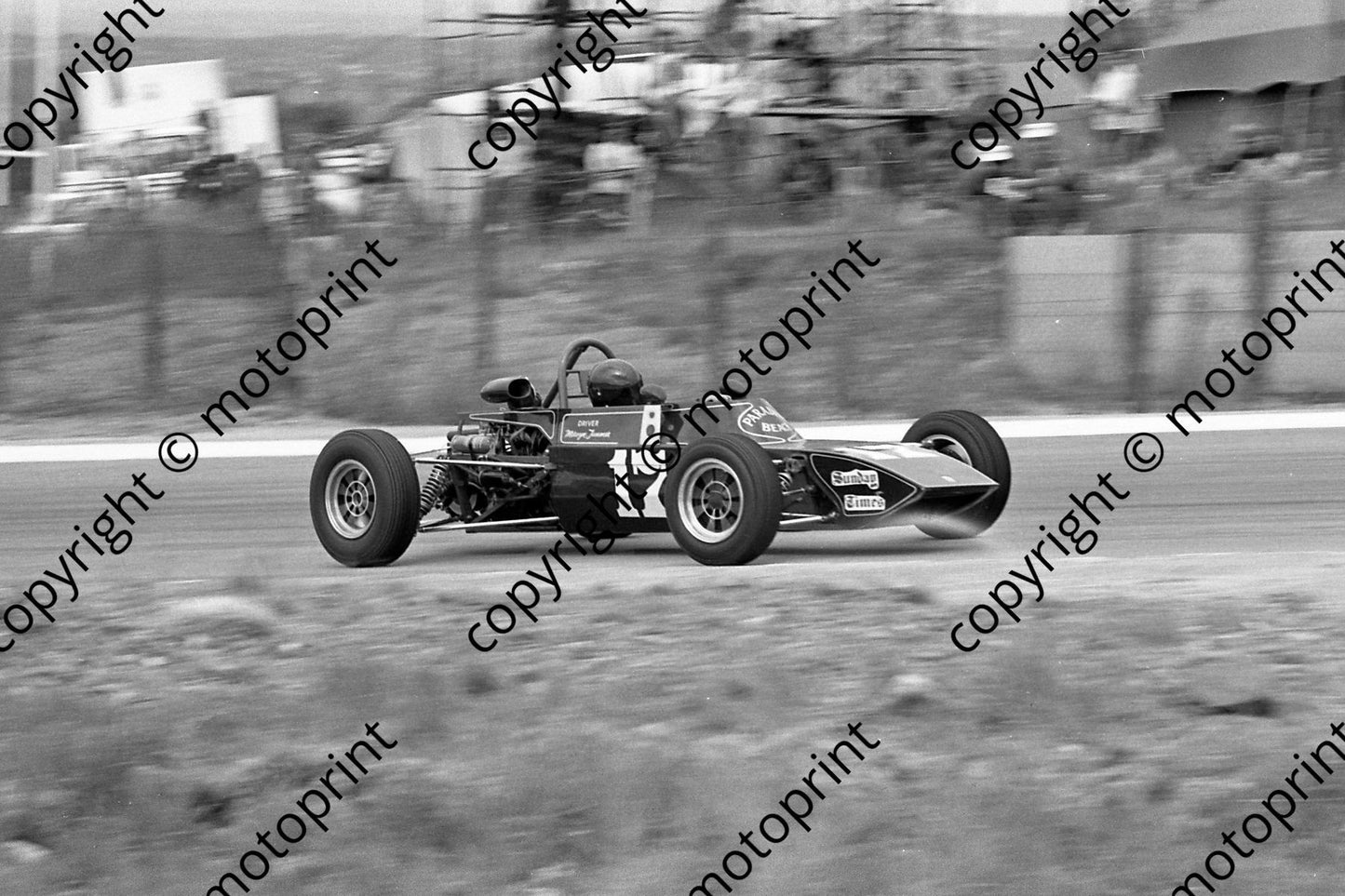 1974 SA GP support FF 17 Mervyn Tunmer Dulon MP17(permission Malcolm Sampson Motorsport Photography)  (512)