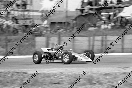1974 SA GP support FF 42 Glenn Beckwith Hawke DL2A (permission Malcolm Sampson Motorsport Photography)  (479)
