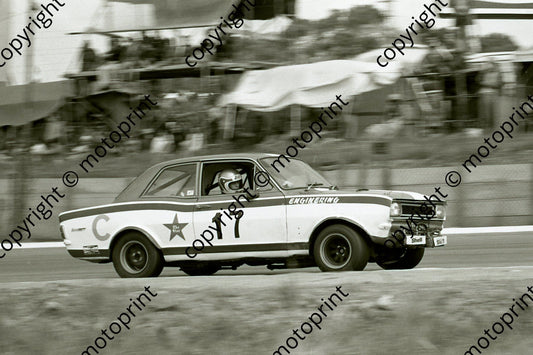 1974 SA GP support SL Star prod C17 Viva GT R Thomas (permission Malcolm Sampson Motorsport Photography)  (453)
