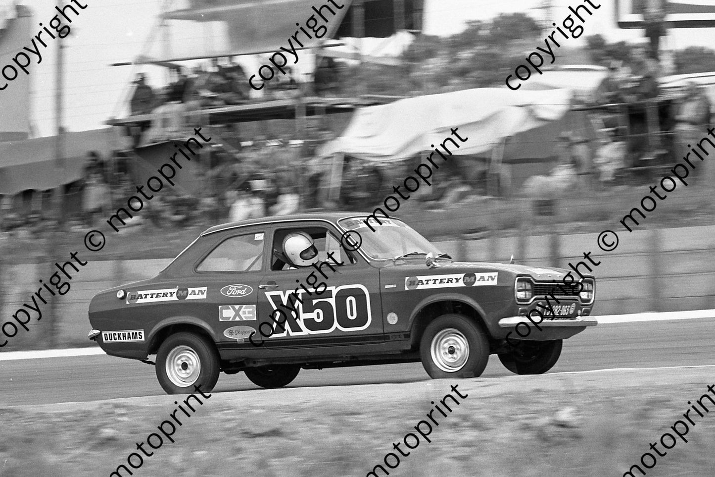 1974 SL Gp 1 SA GP support X50 Escort T Cheales (permission Malcolm Sampson Motorsport Photography)  (468)