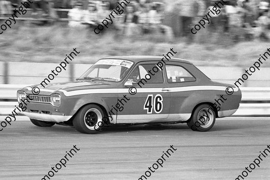 1974 SL Star prod D46 Escort R Jute Republic Trophy (permission Malcolm Sampson Motorsport Photography)  (1)
