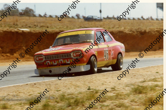 1974 Star prod E46 Escort Richie Jute (permission Malcolm Sampson Motorsport Photography) (2)