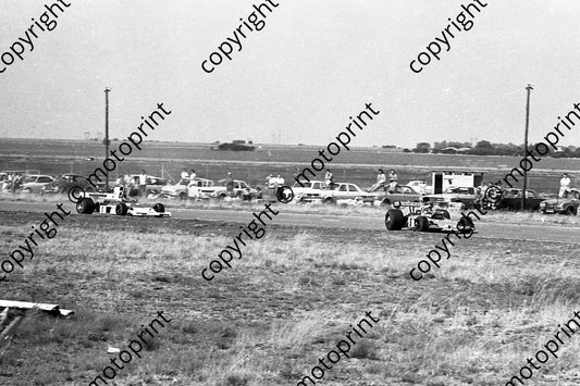 1974 Welkom SS 6 I Scheckter Lotus 72 1 D Charlton M23 (permission Malcolm Sampson Motorsport Photography) 1974 Kya  (44)
