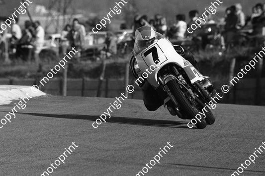 1975 Highveld 100 MC 7 F van Niekerk Honda (permission Roger Swan)  064