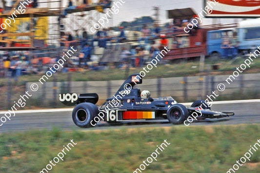 1975 SA GP 16 Pryce Shadow DN5-2a race NOTE ADDITIONAL COLOURS ON SIDE POD (Permission Malcolm Sampson Motorsport Photography)
