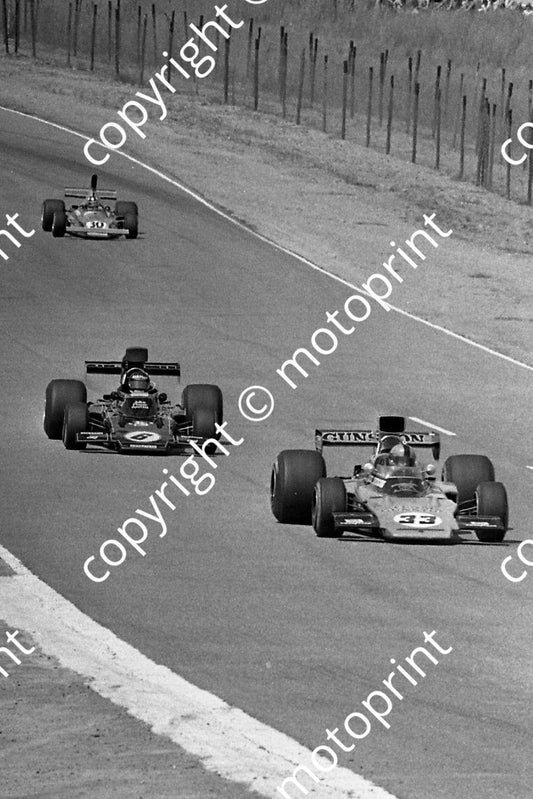 1975 SA GP 33 Eddie Keizan Lotus 72E-6 6 Jacky Ickx 128 cropped