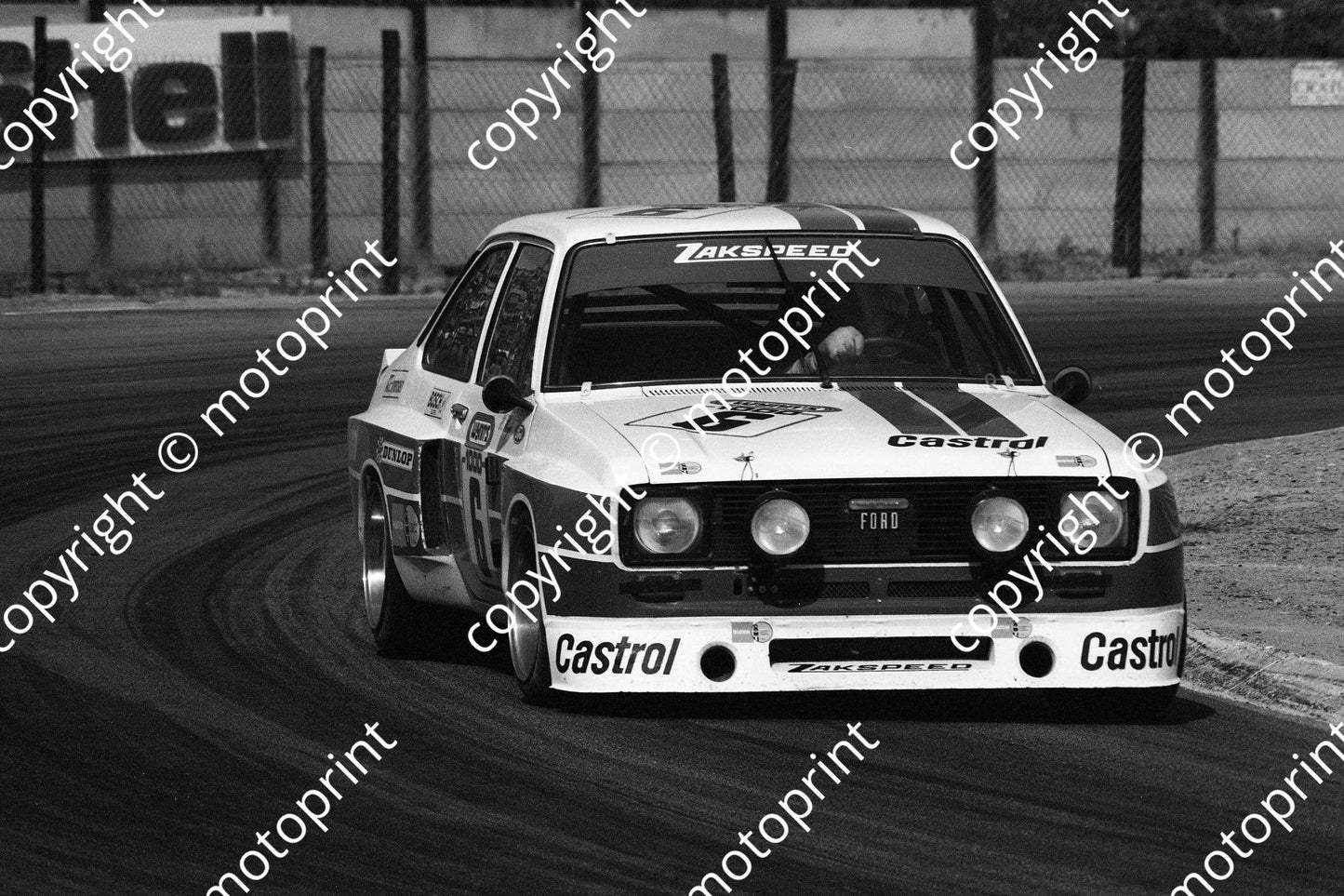 1975 Wynns 6 Escort RS1800 H heyer P Hennige J Mass (permission Malcolm Sampson Motorsport Photography) (10)
