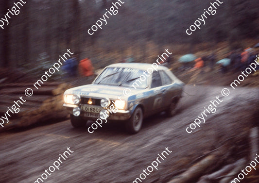 1976 RAC 40 Robin Eyre-Maunsell, Neil Wilson Chrysler Avenger (courtesy Roger Swan) (82)