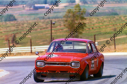 1976 Star prod D52 Escort Nico van Rensburg (permission Malcolm Sampson Motorsport Photography) (56)