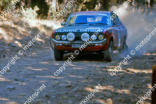 1976 Total 18 Bob Hardy, Spotti Woodhead Datsun Violet 710 (courtesy Roger Swan) (3)