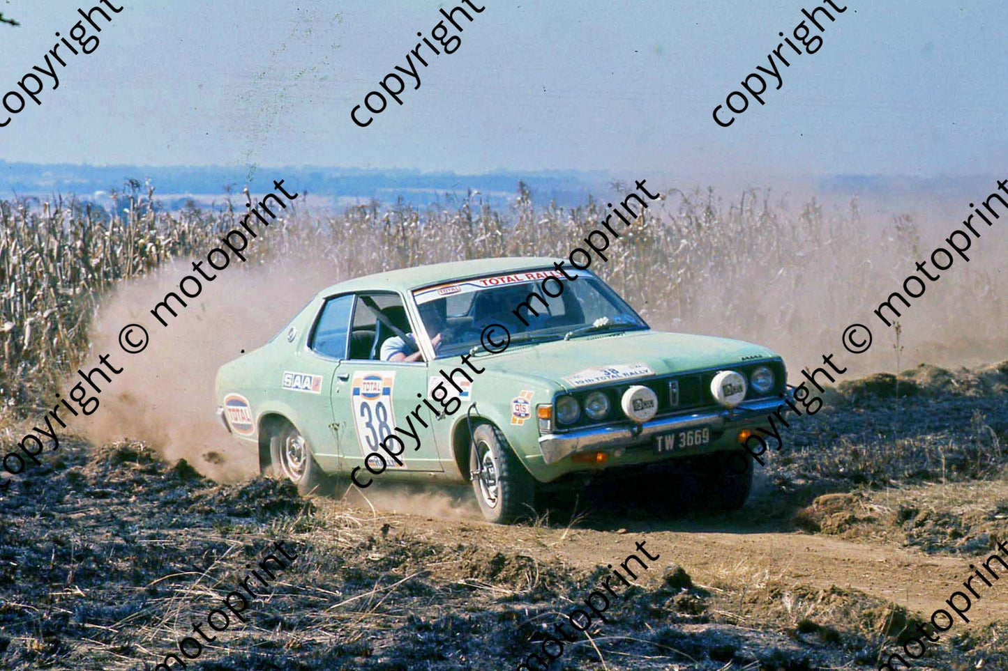 1976 Total 38 year (courtesy Roger Swan) (20)