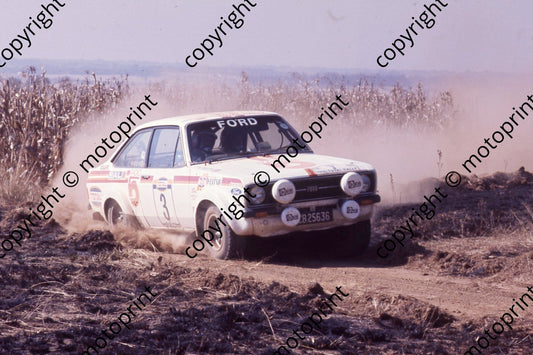 1976 Total 3 Roger Clark, Stuart Pegg Escort RS1800 (courtesy Roger Swan)  (7)