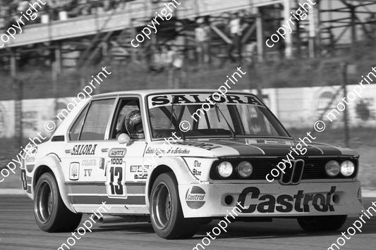 1976 Wynns 13 BMW 530 I Scheckter (in car) Keizan SL (permission Malcolm Sampson Motorsport Photography)(27)