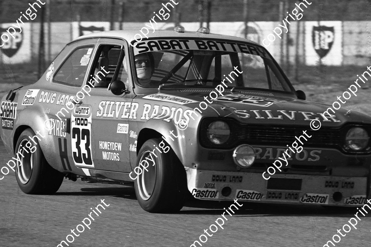 1976 Wynns 33 Escort 1100 Flowers Rowlings SL (permission Malcolm Sampson Motorsport Photography)(30)