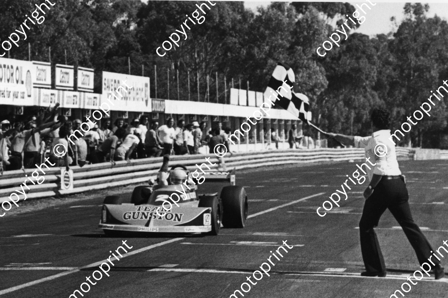 1977 FA Intnl Killarney Roy Klomfass March 76 369