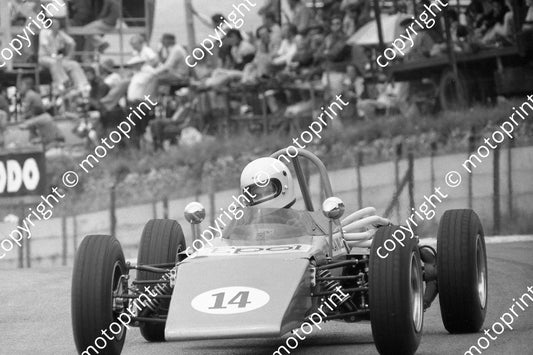 1977 FF Kya 14 Alan Wilson Merleigh (25)