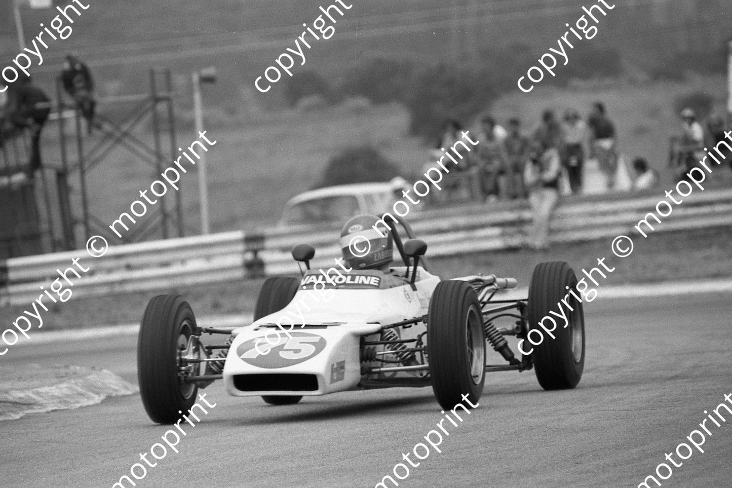 1977 FF Kya 75 Hennie Labuschagne Palliser (1)