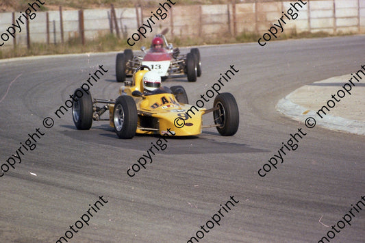 1977 Kya FF 9 Bernard Tilanus Royale RP21 13 Dennis Temple Duplex Ford (permission Malcolm Sampson Motorsport Photography) 977