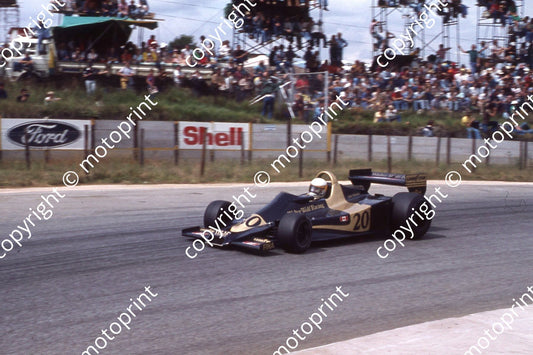 1977 SA GP 20 Jody Scheckter Wolf WR1 (courtesy Roger Swan) 619
