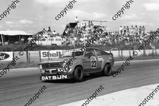 1977 Wynns 22 Datsun 140 Basil van Rooyen Brian Cook (Permission Malcolm Sampson Motorsport Photography) (1)