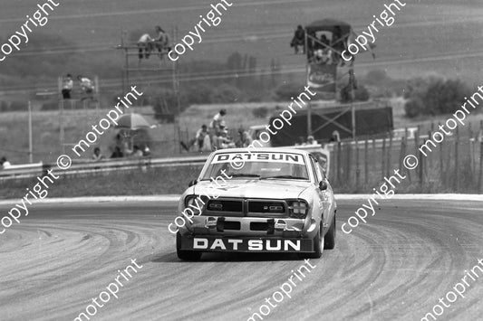 1977 Wynns 22 Datsun 140 Basil van Rooyen Brian Cook (Permission Malcolm Sampson Motorsport Photography) (2)