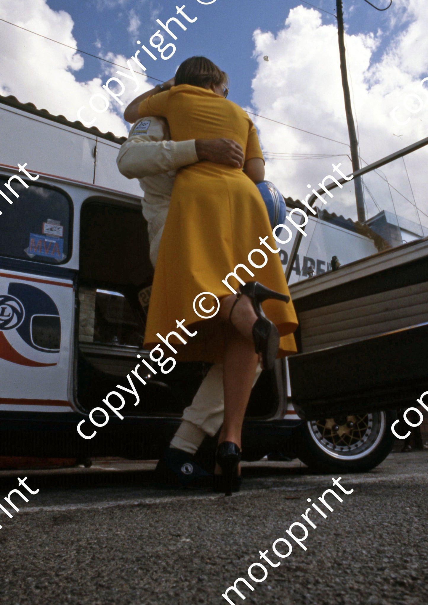 1977 Wynns 28 Andy Terlouw Ron Samuel Mini Cooper S (courtesy Roger Swan) (1)