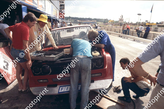 1978 Wynns 3 Basil van Rooyen, Jan Hettema (yellow hat)Fiat Abarth (Courtesy Roger Swan) (2)