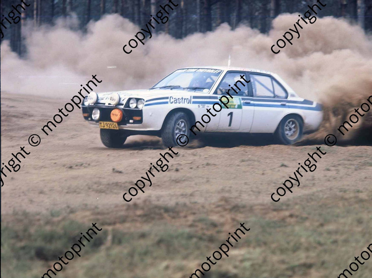 1979 Hepolite 1 Geoff Mortimer, Richard Leeke Chevair 1st (courtesy Roger Swan) (3)