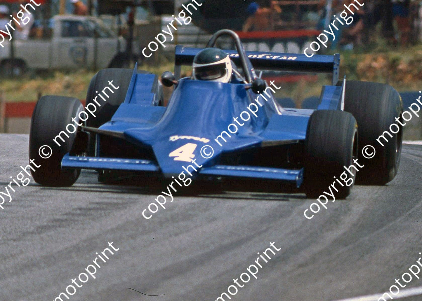 1979 SA GP 4 Jean-Pierre Jarier Tyrrell 009-3 edited (courtesy Roger Swan)
