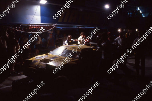 1979 Wynns 8 BMW M1 Hans Stuck Manfred Winkelhock night stop (courtesy Roger Swan)  (6)