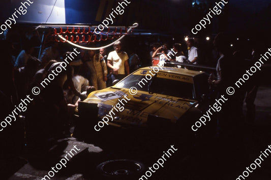 1979 Wynns 8 BMW M1 Hans Stuck Manfred Winkelhock night stop (courtesy Roger Swan) (8)