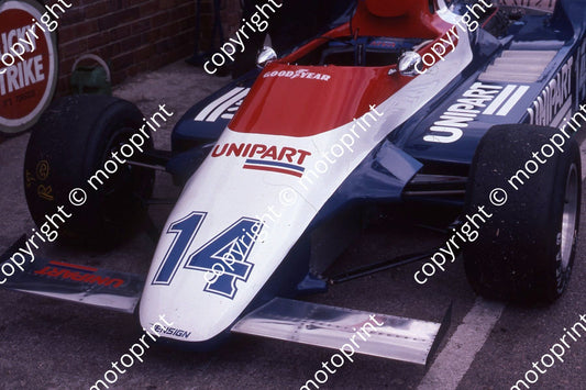 1980 SA GP 14 Ensign close up (permission Malcolm Sampson Motorsport Photography) (319)