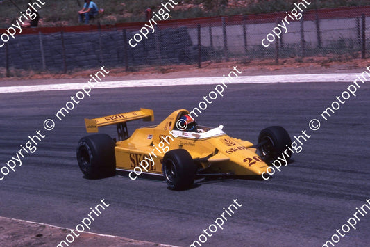1980 SA GP 20 Emerson Fittipaldi F7 Fittipaldi (permission Malcolm Sampson Motorsport Photography) (3)