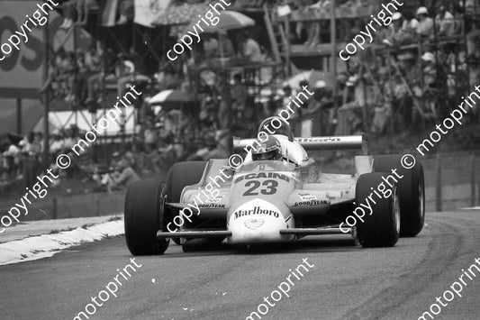 1980 SA GP 23 Bruno Giacomelli Alfa 179-001 (permission Malcolm Sampson Motorsport Photography) (6)