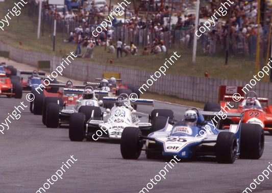 1980 SA GP 25 Pironi Ligier, 28 Reutemann Williams, 22 Depailler Ligier, 27 Jones Williams (courtesy Roger Swan) (17)