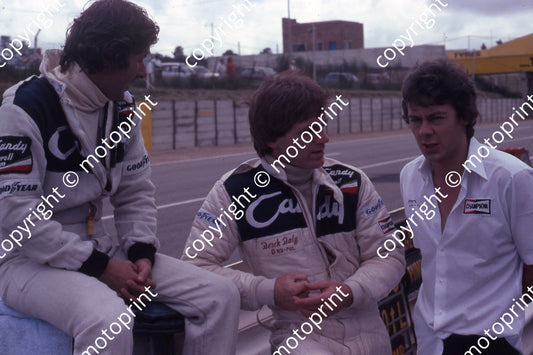 1980 SA GP 3 Jean-Pierre Jarier Derek Daly (permission Malcolm Sampson Motorsport Photography) (370)