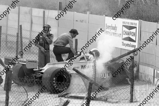 1980 SA GP 9 Marc Surer ATS D4 01 crash in practice  (permission Malcolm Sampson Motorsport Photography)(27)