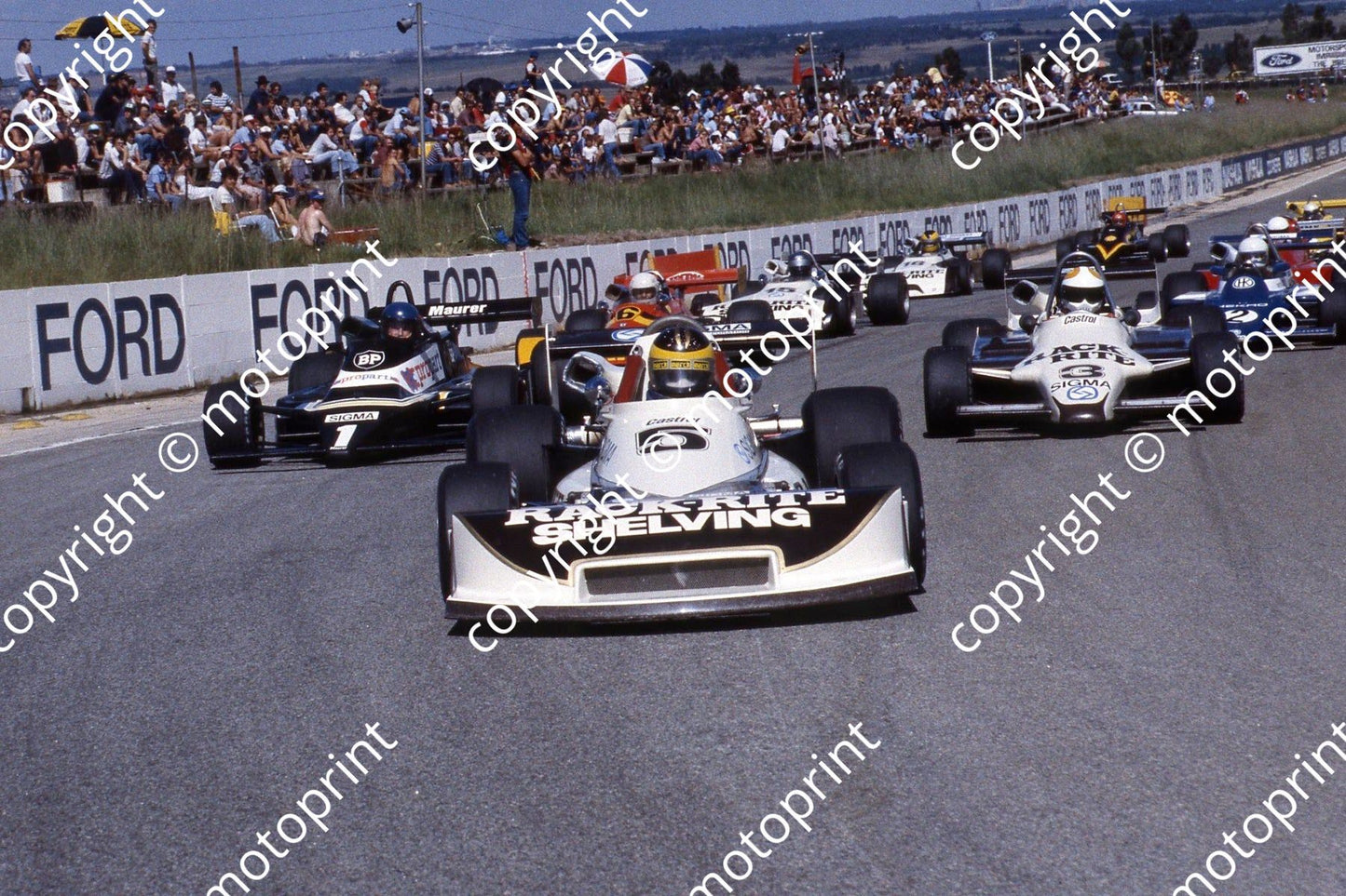 1981 FA Skyfrate parade h Clubhouse 5 W Taylor March 78, 1 T Martin Maurer 3 Tilanus Ralt (courtesy Roger Swan) 40)