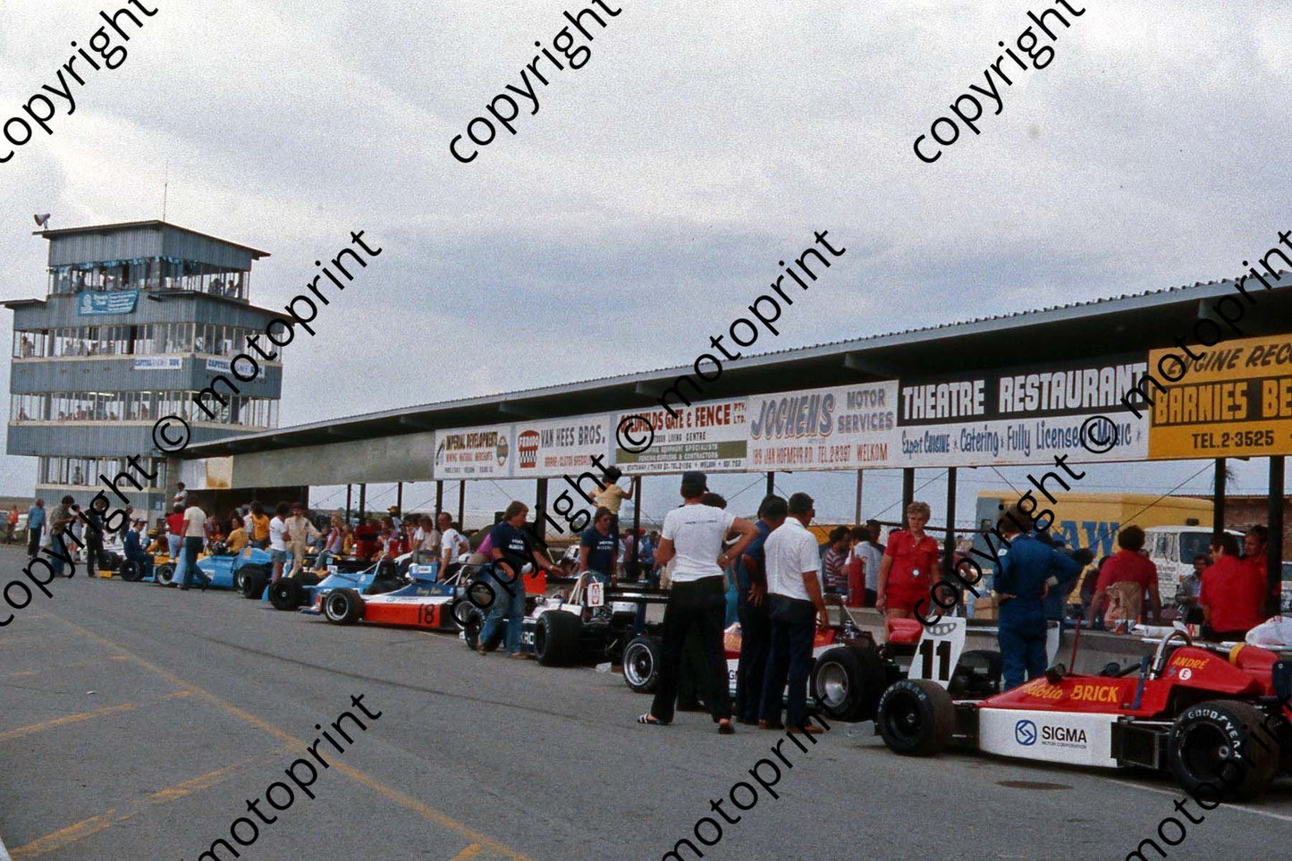 1981 FA Welkom pits line up (courtesy Roger Swan)