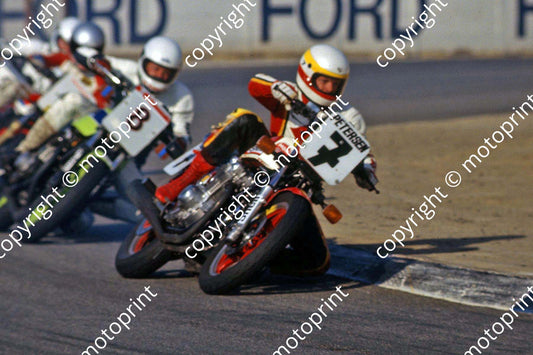 1981 MC Kya Speedo Intnl SBK challenge Dave Petersen Suzuki_ Brett Hudson Kawasaki (permission Roger Swan) (10)