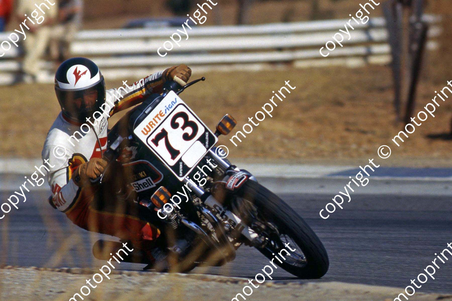 1981 MC Kya Speedo Intnl SBK challenge Frans Maritz Suzuki  (permission Roger Swan)(14)