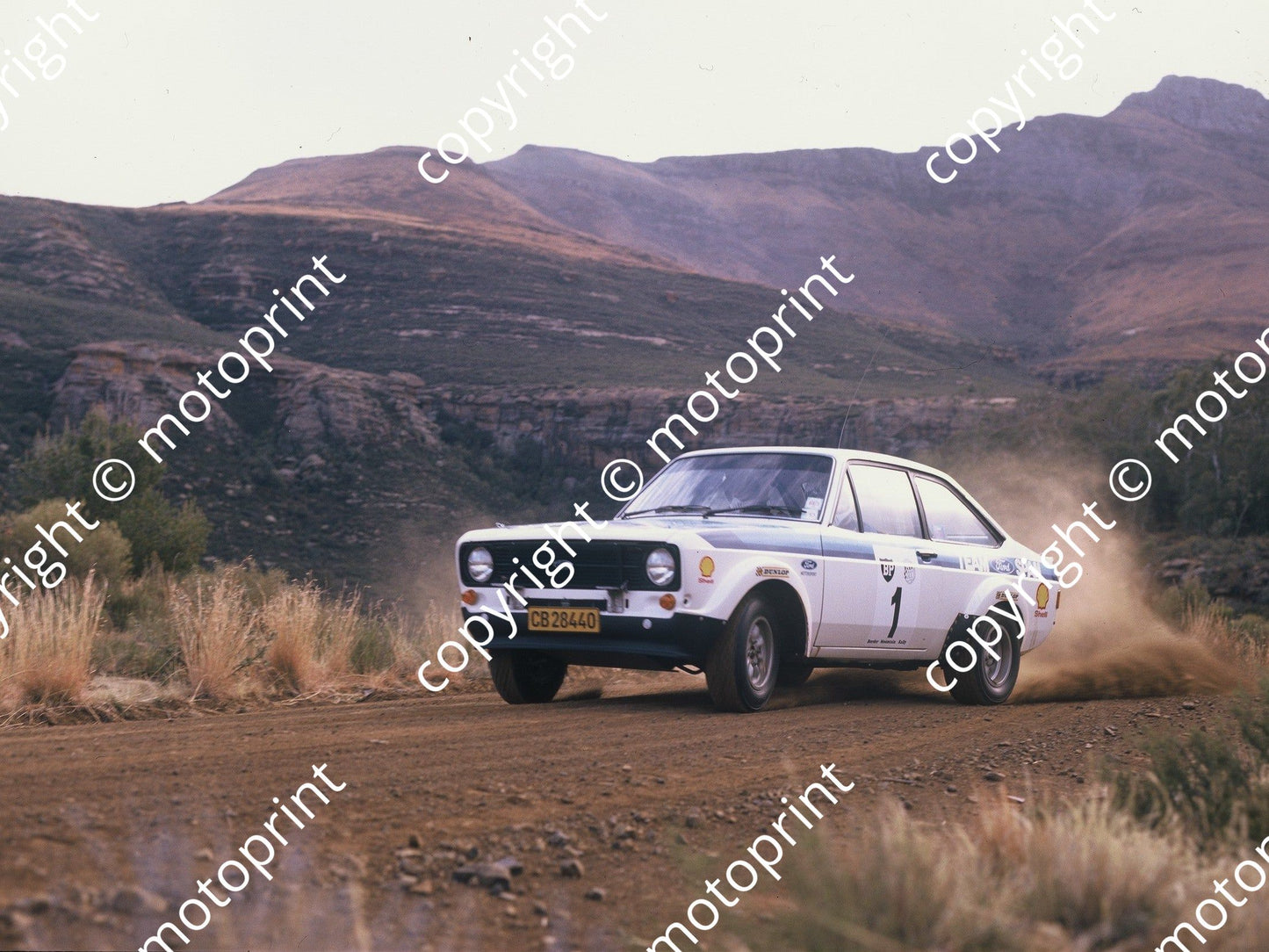 1982 Border Mtn Rally 1 Sarel van der Merwe, Franz Boshoff Escort (courtesy Roger Swan) (4)